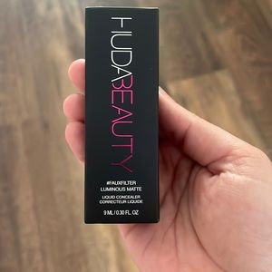 Huda beauty faux filter concealer sugar biscuit NIB